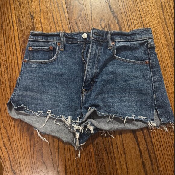 Abercrombie High Rise Mom Short - Picture 1 of 3